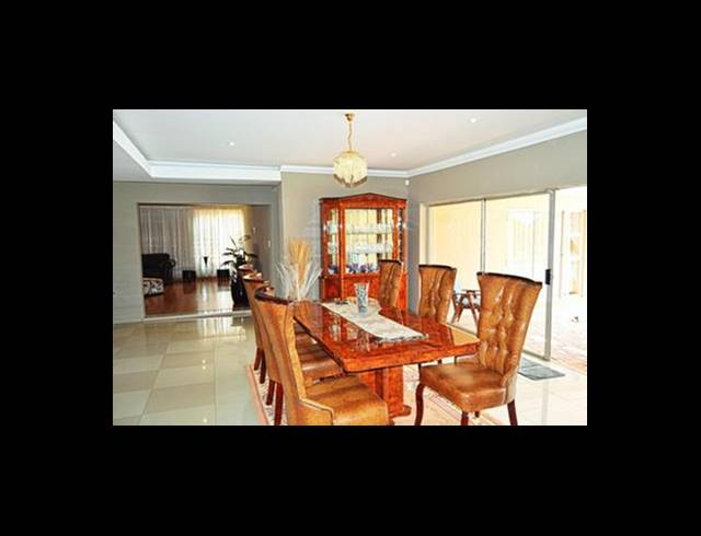 4 BEDROOM HOUSE FOR SALE IN ALBERANTE